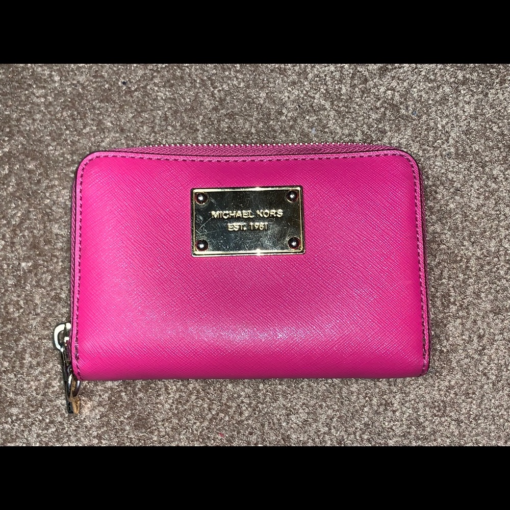 SOLD Michael Kors Pink Zipper Wallet